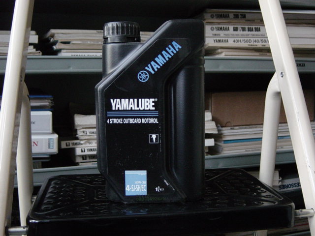 Yamaha 4-Takt Öl 10W-30, 1Liter Außenbord