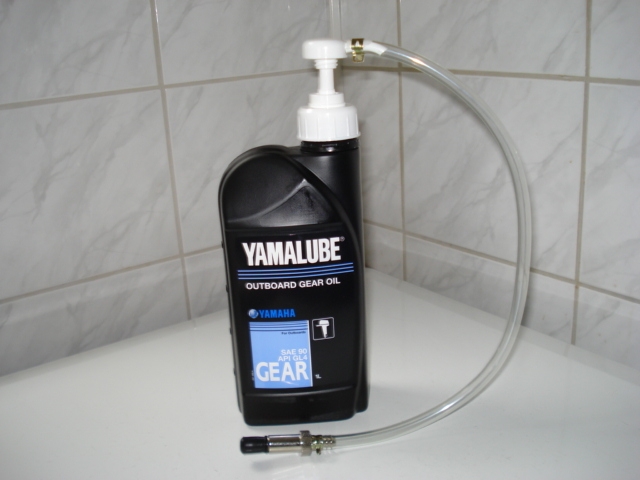 Yamaha Getriebe-öl 1 liter mit Ölpumpe